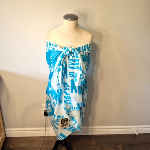 NWT  ISSIMO Destination Turquoise and White Wrap Scarf Sarong - Picture 2 of 10